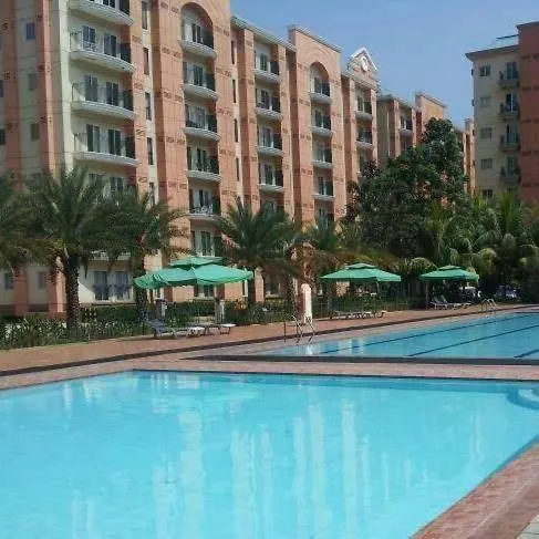 Chateau Elysee A13 Near Resto And Sm Mall/airport *